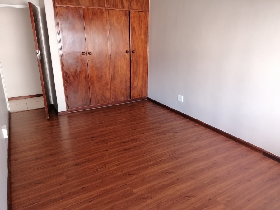 To Let 2 Bedroom Property for Rent in Claremont Upper Western Cape
